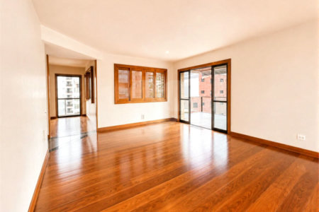 Apartamento à venda com 3 suítes em Moema, São Paulo, SP