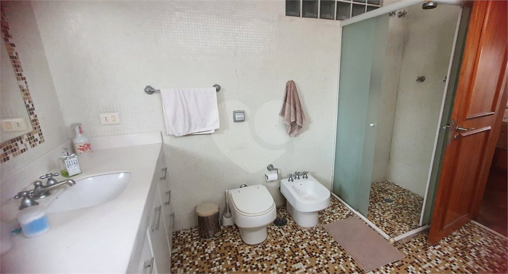 Apartamento à venda com 3 quartos, sendo 2 suítes, em Itaim Bibi, São Paulo, SP