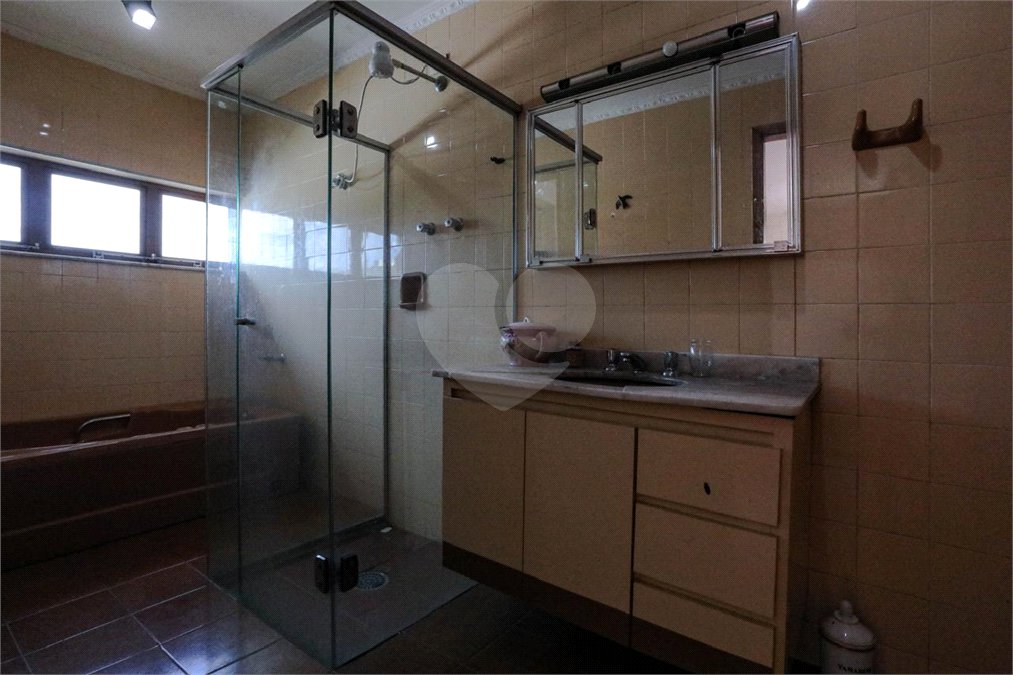 Casa à venda ou para alugar com 3 quartos, sendo 2 suítes,  no Centro, Mogi das Cruzes, SP