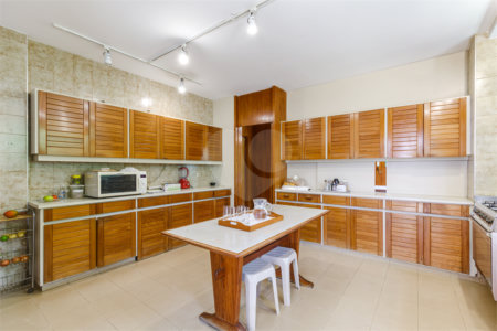 Casa Térrea à venda com 4 quartos, sendo 1 suíte, em Chácara Monte Alegre, São Paulo, SP