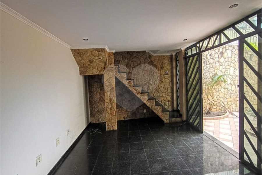 Casa para alugar com 2 suítes em Chora Menino, São Paulo, SP