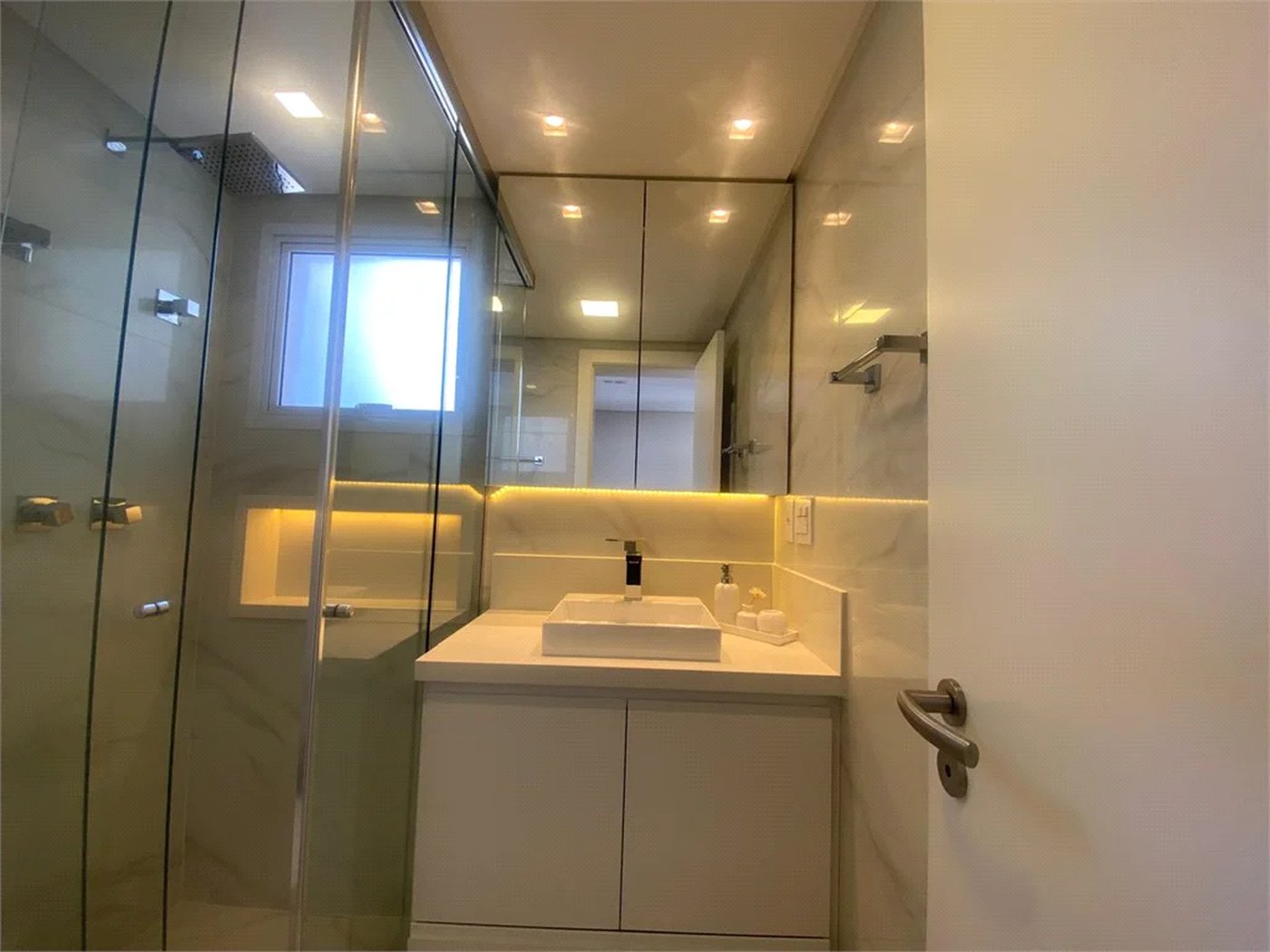 Apartamento à venda com 3 suítes em Vila Leopoldina, São Paulo, SP