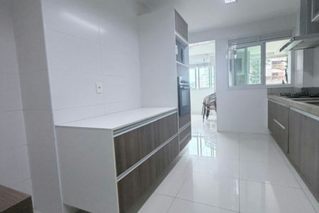 Apartamento com 2 dormitórios à venda, 135 m² por R$ 1.900.000,00 - Ponta da Praia - Santos/SP
