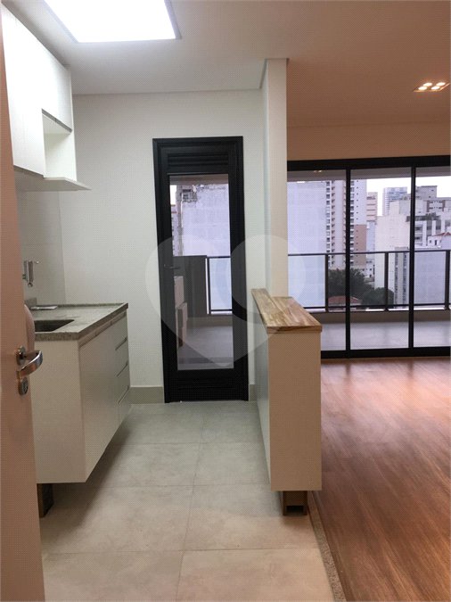 Apartamento à venda com 2 quartos, sendo 1 suíte, em Pinheiros, São Paulo, SP