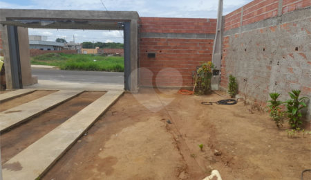 Casa à venda com 2 suítes em Residencial Arcoville, São Carlos, SP