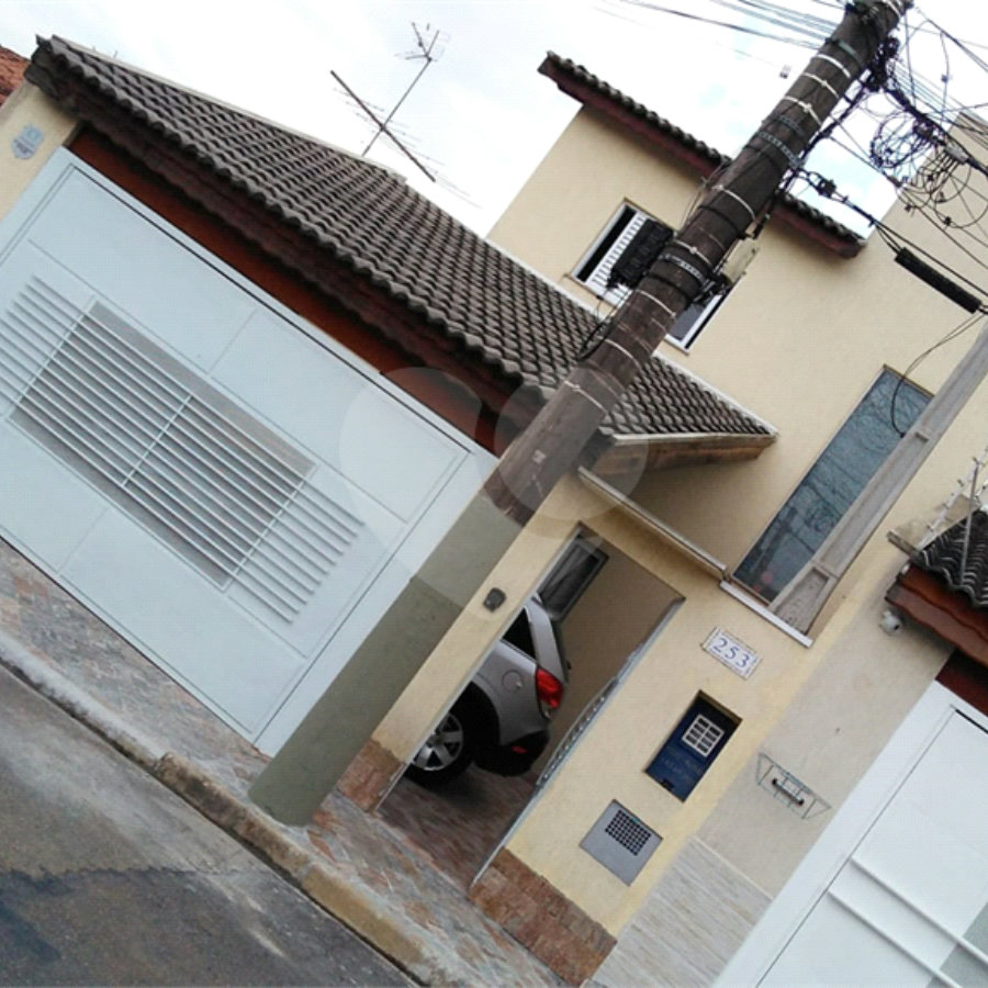 Sobrado à venda com 3 quartos, sendo 1 suíte, em Vila Suissa, Mogi das Cruzes, SP