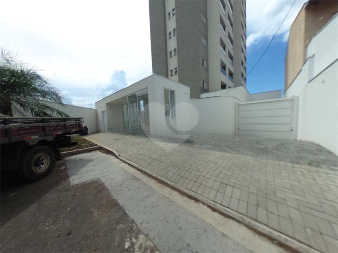 Apartamento padrão para venda no Edifício Residencial Via Campus