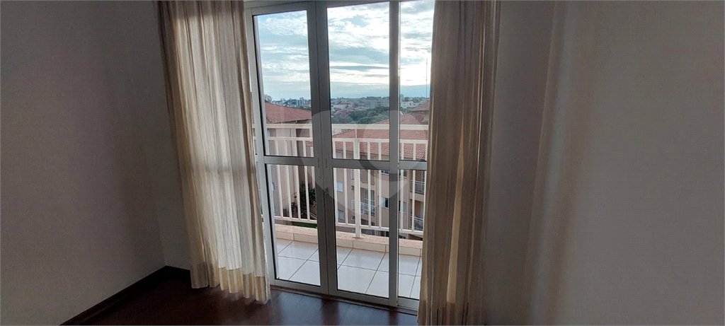 Apartamento 1 dormitório no Condomínio Parque das Violetas