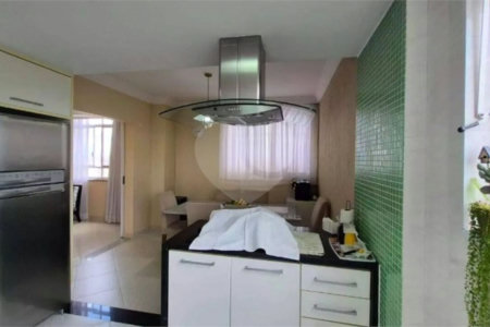 Apartamento à venda com 3 quartos, sendo 1 suíte, em Mooca, São Paulo, SP