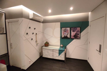 Apartamento à venda com 1 suíte em Vila Nova Conceição, São Paulo, SP