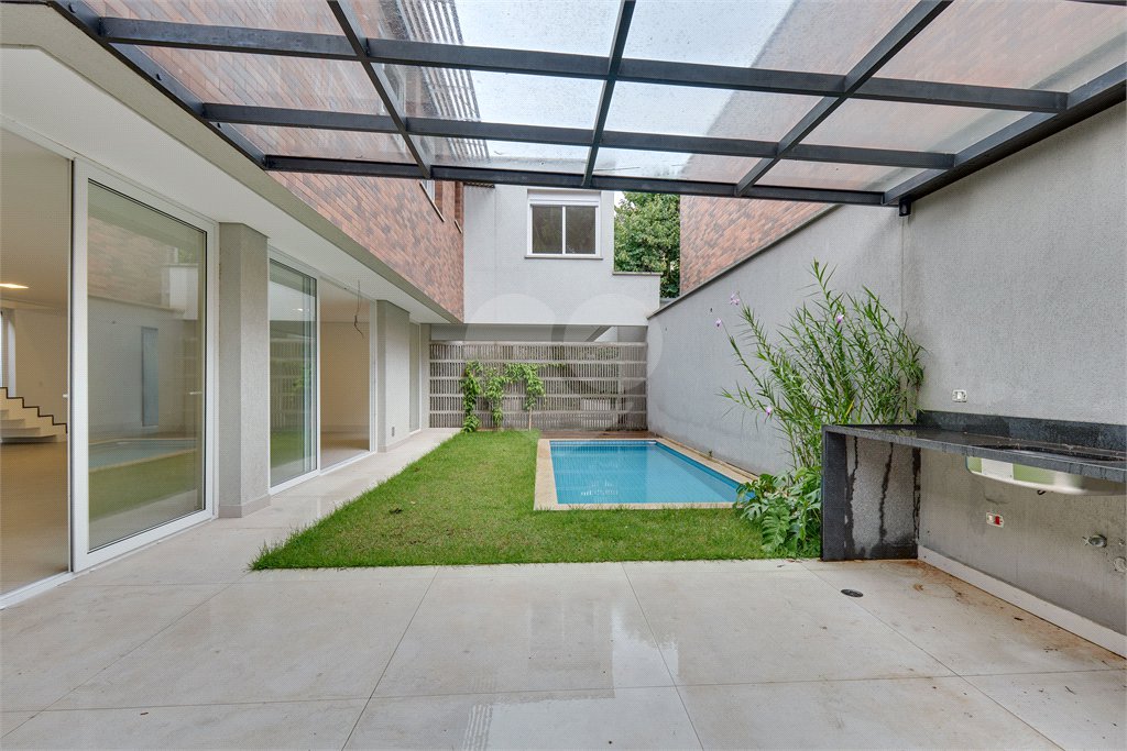 Casa à venda com 4 suítes no condomínio Gaia, São Paulo - SP