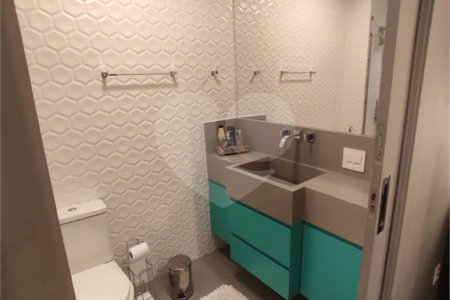 Apartamento à venda com 1 suíte em Vila Nova Conceição, São Paulo, SP