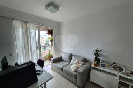 Apartamento à venda com 2 quartos em Vila Isa, São Paulo, SP