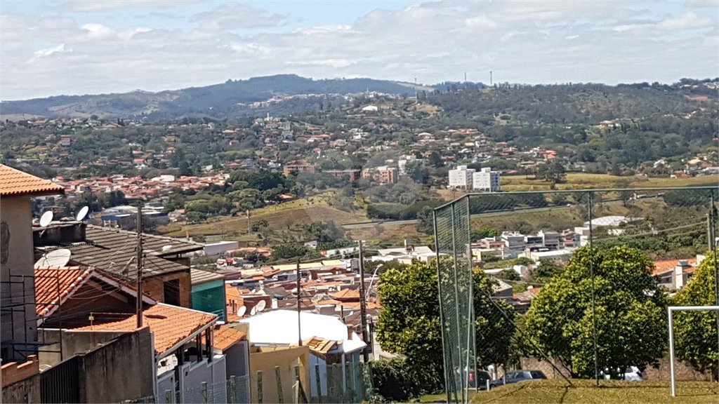 Chácara à venda com 3 quartos, sendo 2 suítes, em Capela, Vinhedo, SP