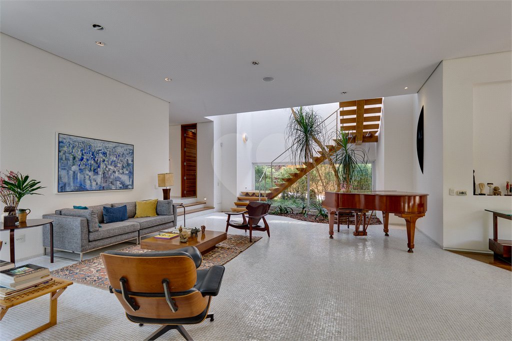 Casa à venda com 5 suítes em Alto da Boa Vista, São Paulo, SP