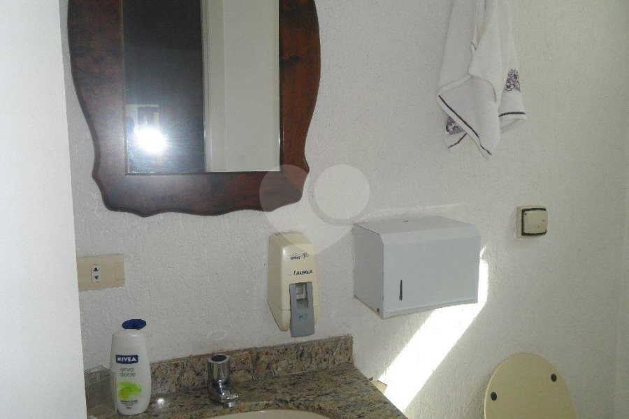 Sobrado à venda com 4 quartos, sendo 1 suíte, em Água Fria, São Paulo, SP