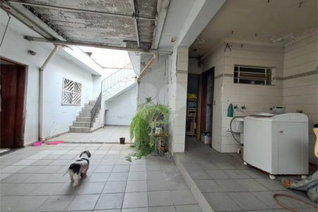 Sobrado à venda com 3 quartos, sendo 1 suíte, em Vila Romana, São Paulo, SP