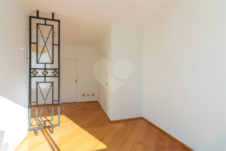 Apartamento à venda com 2 quartos, sendo 1 suíte,  em Itaim Bibi, São Paulo, SP
