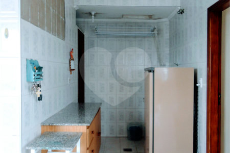 Casa à venda com 3 quartos em Vila Clayton, Valinhos, SP