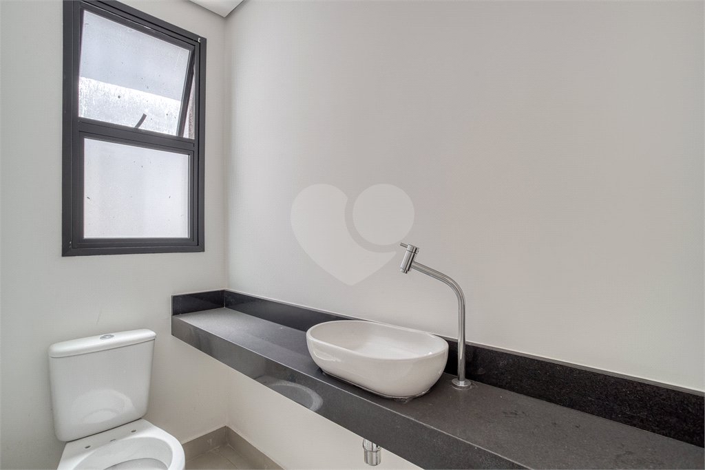 Casa em condomínio à venda com 4 quartos, sendo 2 suítes, em Brooklin, São Paulo, SP