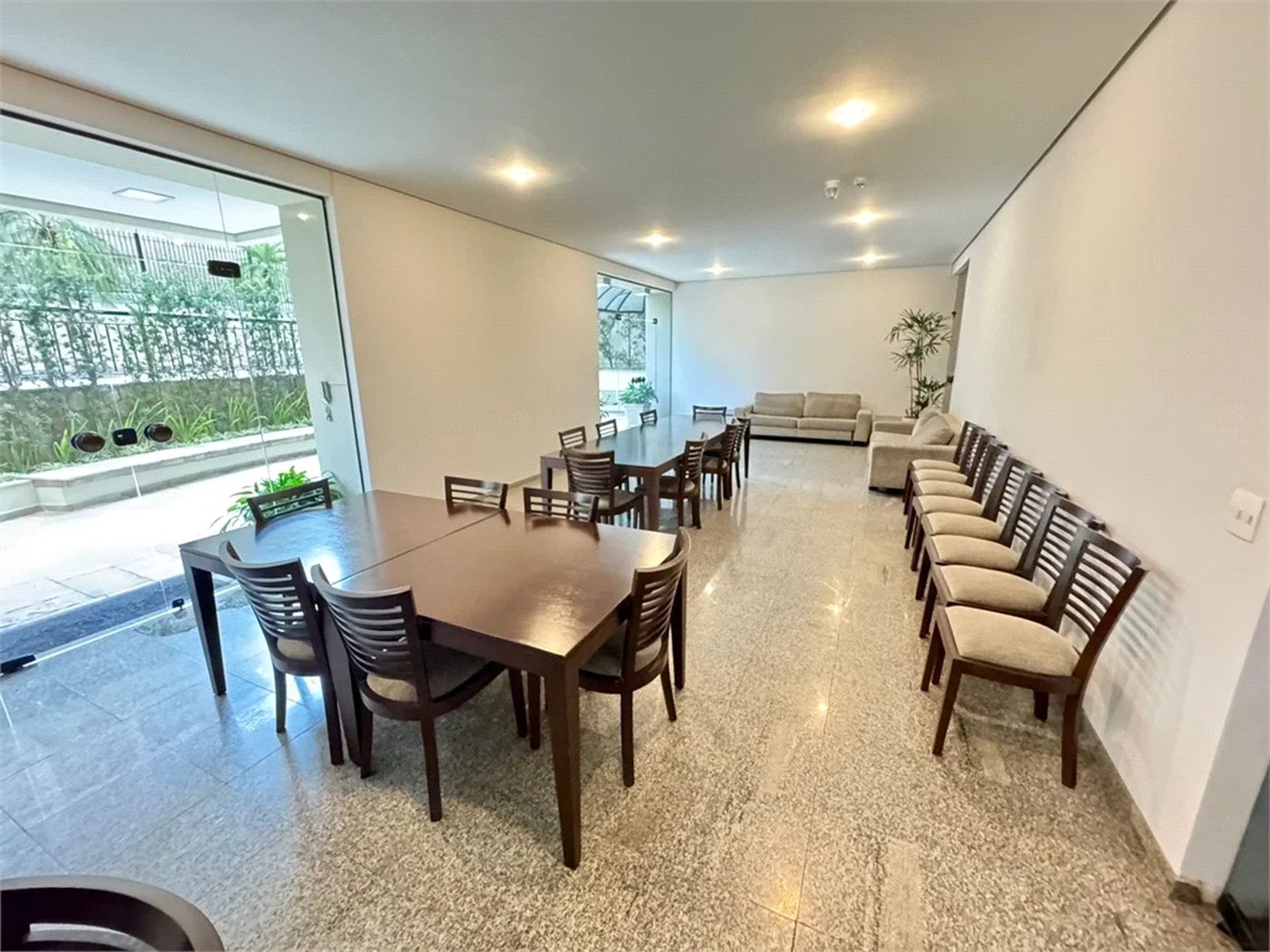 Apartamento à venda com 4 quartos, sendo 2 suítes, em Pinheiros, São Paulo, SP