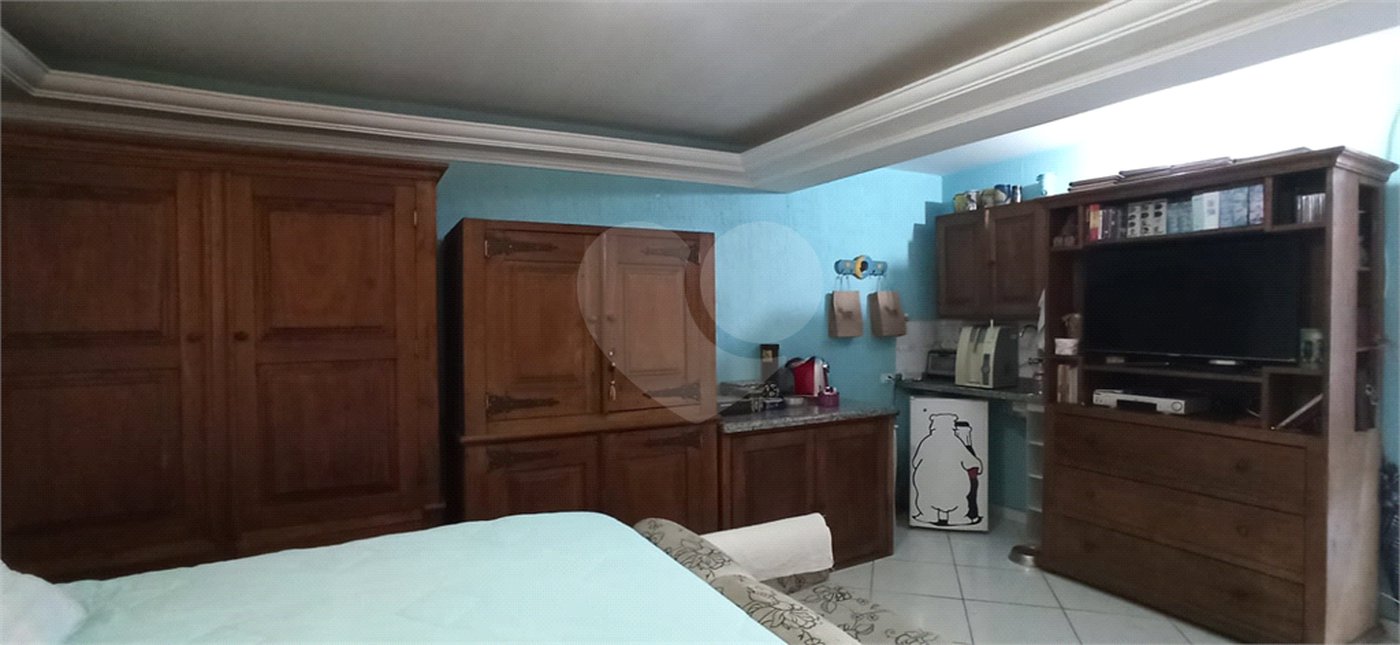 Casa Térrea à venda com 3 quartos, sendo 2 suítes, em Vila Irmãos Arnoni, São Paulo, SP