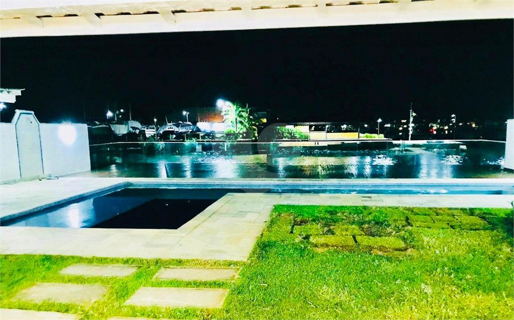 Casa para alugar com 5 quartos, sendo 4 suítes, em Marina, Armação dos Búzios, RJ