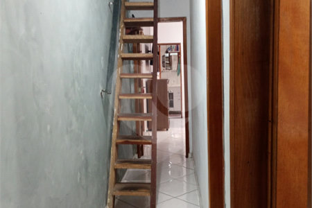Casa à venda com 2 quartos, sendo 1 suíte,  em Jardim Cambuci, Mogi das Cruzes, SP
