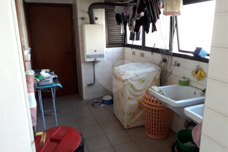 Apartamento à venda com 4 suítes em Vila Andrade, São Paulo, SP