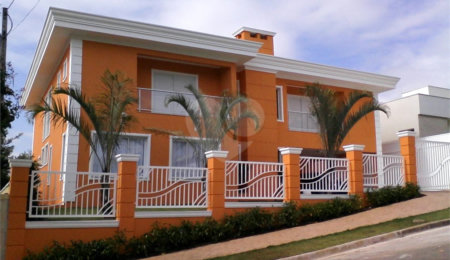 Casa à venda com 5 quartos, sendo 4 suítes,  no condomínio Parque Shambala, Atibaia - SP