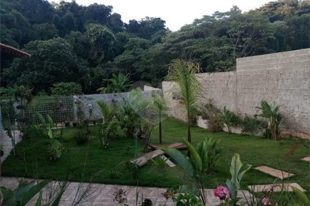 Chácara à venda com 5 quartos, sendo 1 suíte, em Jardim Marabá, Itapetininga, SP