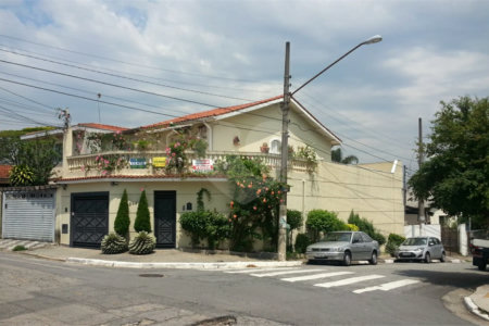 Sobrado à venda com 3 quartos, sendo 1 suíte, em Campo Grande, São Paulo, SP