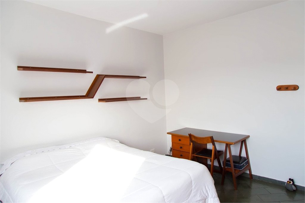 Casa à venda com 4 quartos, sendo 1 suíte, no Centro, Atibaia, SP