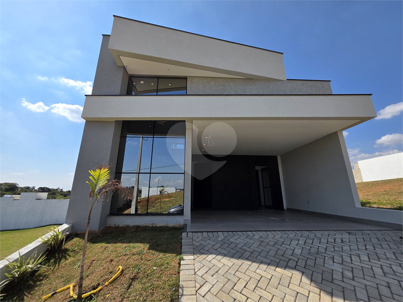 Casa à venda com 3 quartos, sendo 1 suíte, no condomínio Reserva Ipanema I, Sorocaba - SP