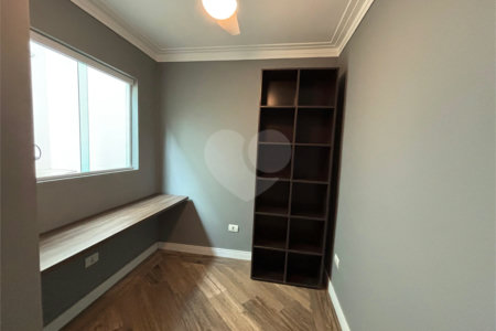 Casa à venda com 3 quartos, sendo 1 suíte,  em Jardim Santa Mena, Guarulhos, SP