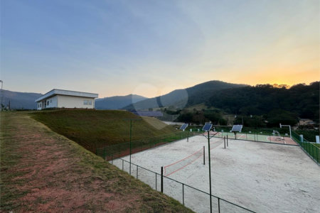 Terreno à venda no condomínio Portal Lamis I, Atibaia - SP