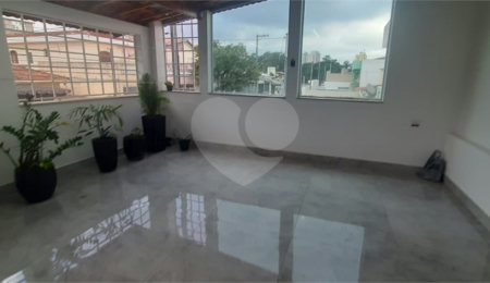Sobrado à venda com 3 quartos, sendo 1 suíte, em Jardim Sarah, São Paulo, SP