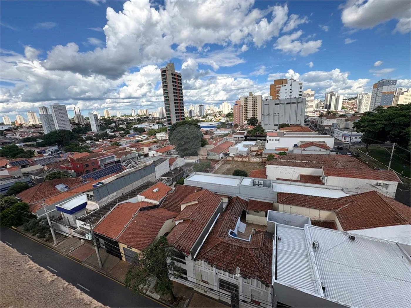 Apartamento à venda com 3 quartos, sendo 1 suíte,  no Centro, Piracicaba, SP