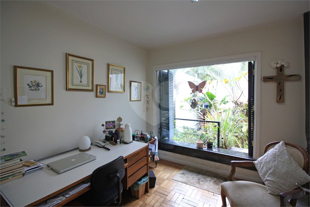 Sobrado à venda com 3 quartos, sendo 1 suíte, em Butantã, São Paulo, SP