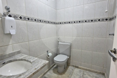 Casa à venda ou para alugar com 5 quartos, sendo 4 suítes,  em Santa Rosa, Vinhedo, SP