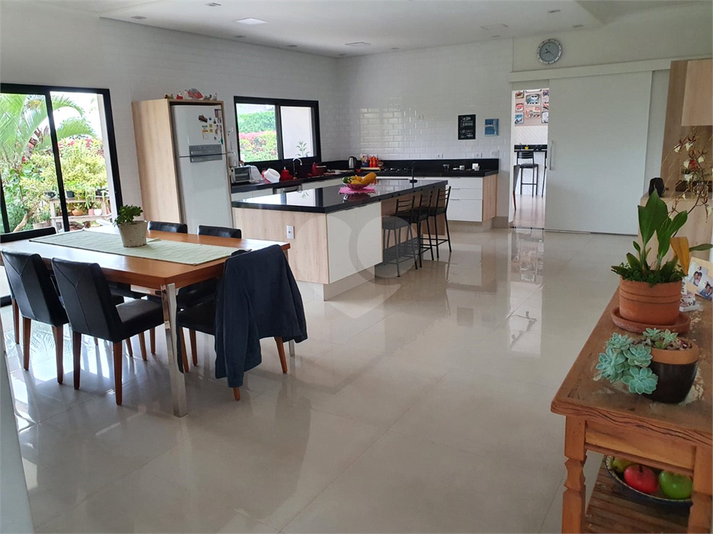 Casa à venda com 3 suítes no condomínio Village Ipanema 1, Araçoiaba da Serra - SP