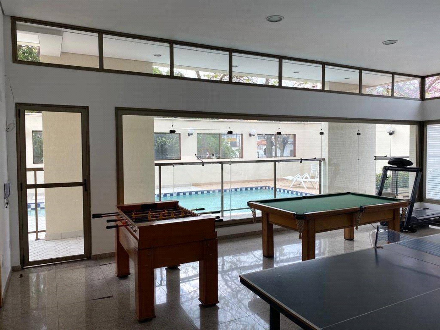 Apartamento à venda com 3 quartos, sendo 1 suíte, em Vila Costa, Suzano, SP