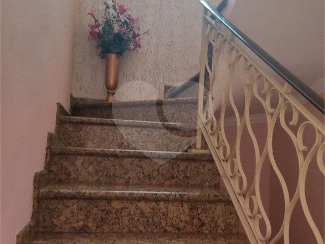 Casa à venda com 4 quartos, sendo 2 suítes,  em Jardim Britânia, São Paulo, SP