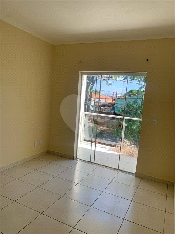 Casa à venda com 2 quartos em Vila Nova Sorocaba, Sorocaba, SP