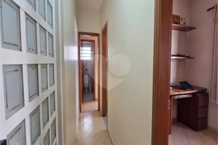 Casa Térrea à venda ou para alugar com 5 quartos, sendo 1 suíte, em Vila Vitório Mazzei, São Paulo, SP