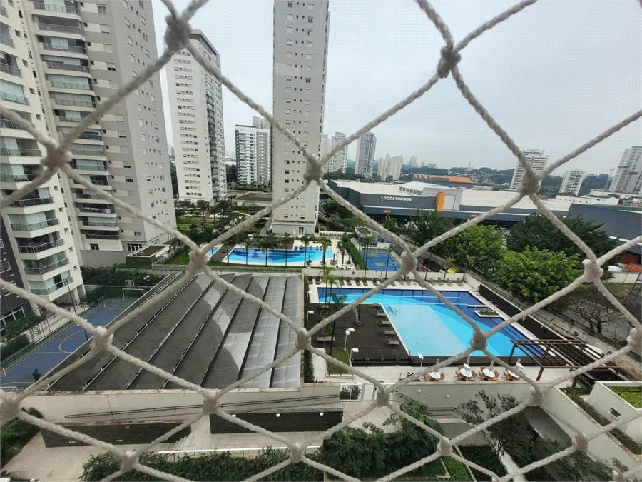 Apartamento à venda com 2 quartos em Vila Anastácio, São Paulo, SP