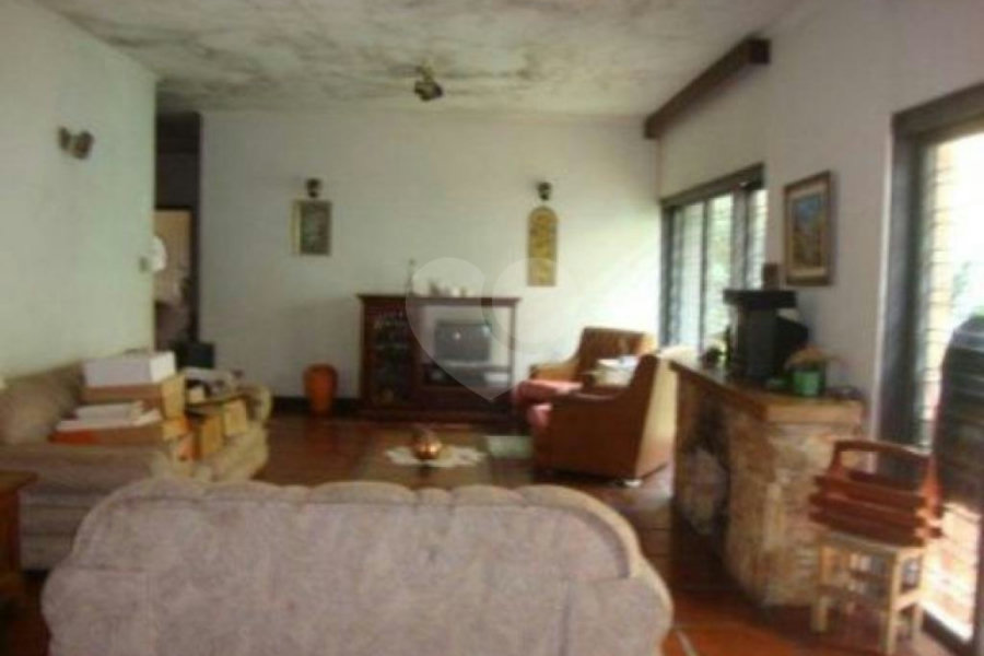 Casa Térrea à venda com 4 quartos, sendo 1 suíte, em Jardim Floresta, São Paulo, SP