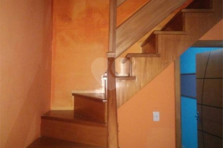 Apartamento à venda com 2 quartos em Jardim Itamarati, Poá, SP