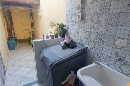 Sobrado à venda com 3 quartos, sendo 1 suíte, em Cidade Continental, São Paulo, SP