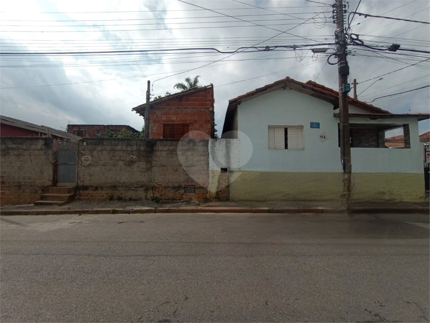 Casa à venda com 2 quartos em Vila Santana, Itapetininga, SP